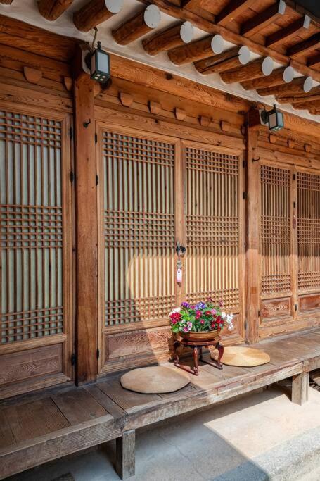 Namhyundang - Hanok Korean Traditional House Σεούλ Εξωτερικό φωτογραφία