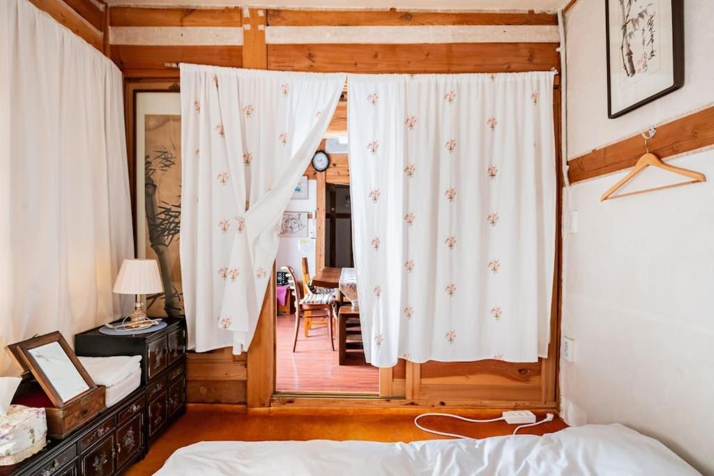 Namhyundang - Hanok Korean Traditional House Σεούλ Εξωτερικό φωτογραφία