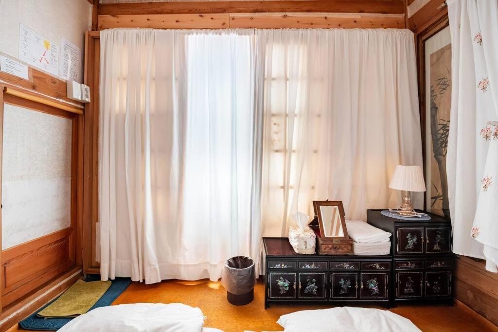 Namhyundang - Hanok Korean Traditional House Σεούλ Εξωτερικό φωτογραφία